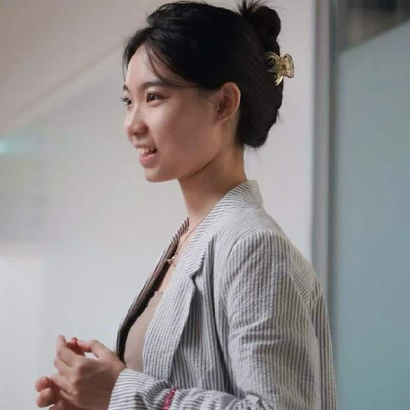 Ya Zeng feels enriched as part of the communications team at Jumpstart, becoming a part of supporting the refugee community.