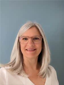 Headshot of Diane Biesinger, Senior Manager, Human Experience at HRPA. Diane is smiling and exudes a welcoming, professional demeanor.